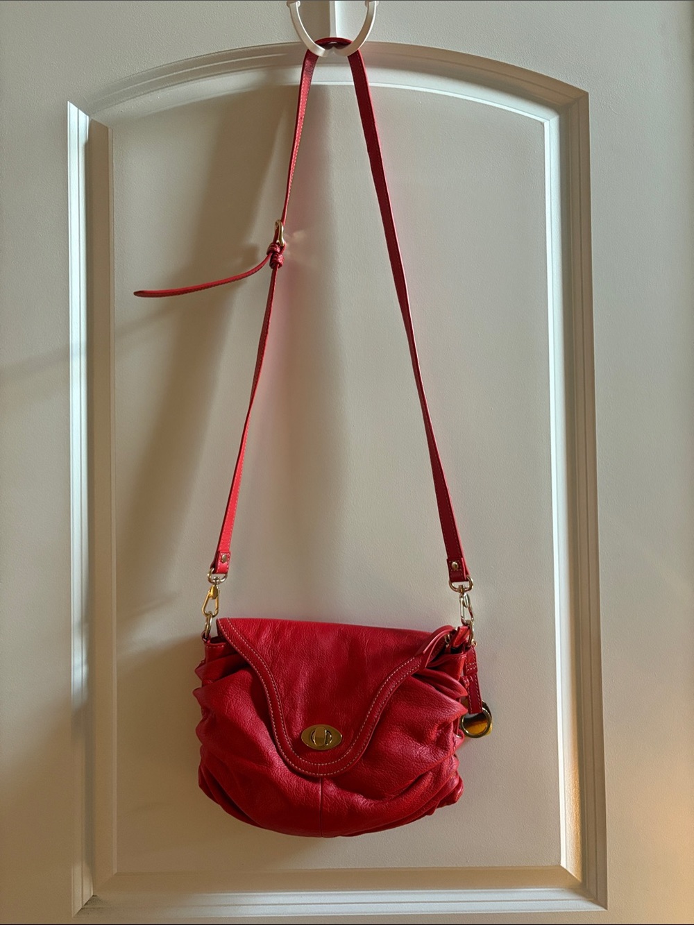 Barr + Barr Classic Hobo Red Leather Crossbody Bag with Turn-Lock Detail